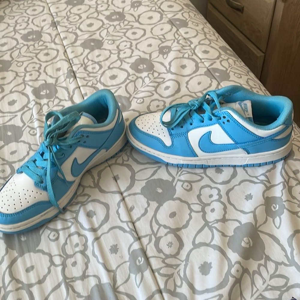 Nike Kids Light Blue and White Sneakers